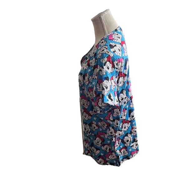 Disney Mickey & Minnie Mouse Print Women Blue V-Neck Short Sleeve Scrub Top Sz L - Picture 4 of 16